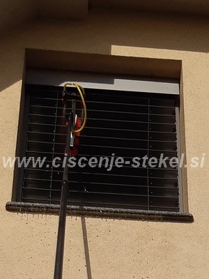 Profesionalno čiščenje žaluzij